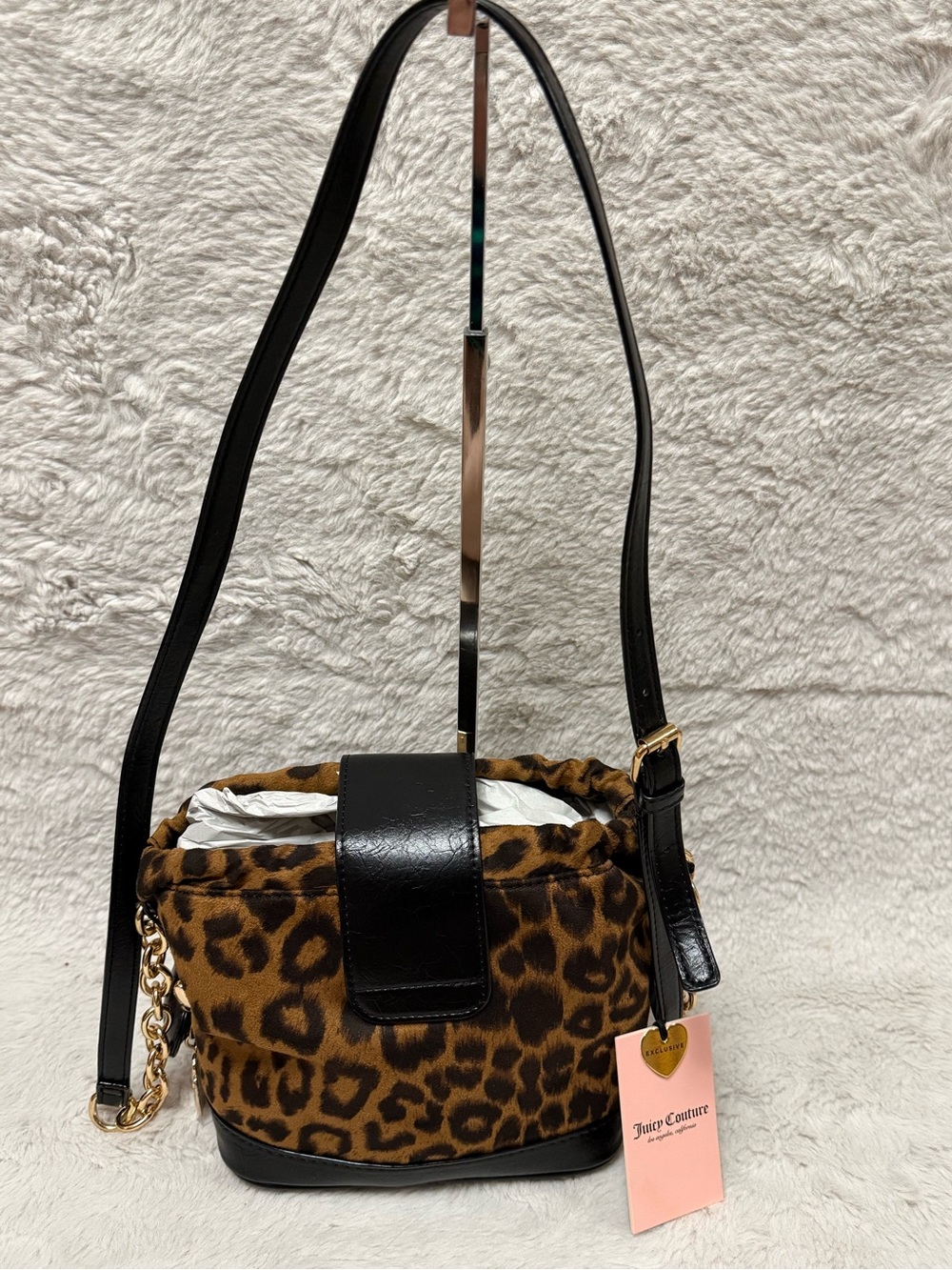 Juicy Couture Leopard Print Shoulder Bag with Gold Chain - Picture 8 of 13